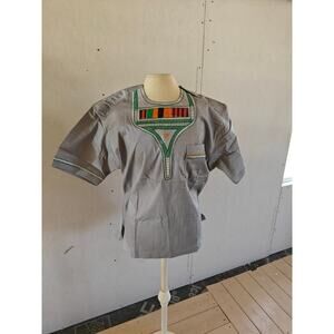 Hannah Kay's Collections African Embroidered Dashiki Shirt Gray Short Sleeve